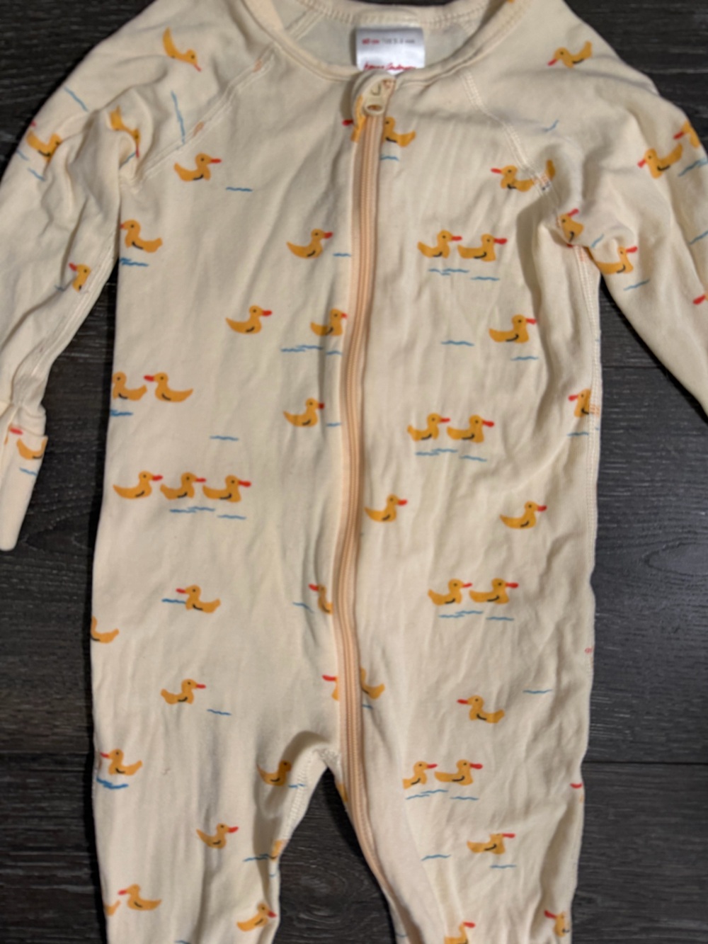 Hanna Andersson Butter Yellow Pajamas with Yellow Duck Print - Picture 2 of 3